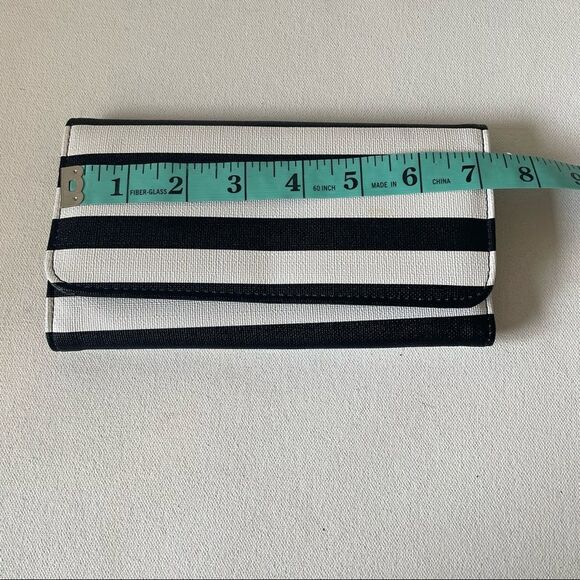 KUT from the Kloth striped wallet - Picture 5 of 7